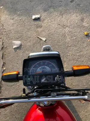 CD 70 24/25 Vintage Model Car with Original Condition