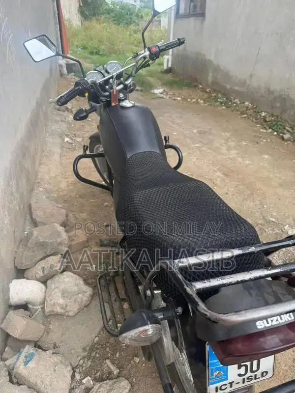 Suzuki 150 Motorcycle 2024 Model Lightweight Commuter