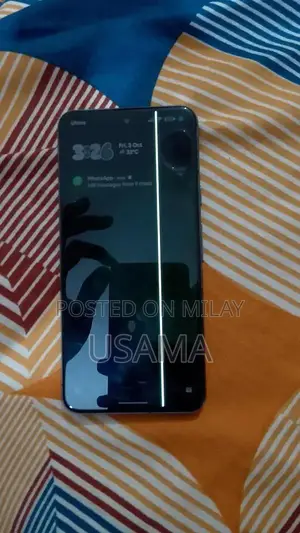 Google Pixel 8 Smartphone: Minor Shade, Sealed Packaging
