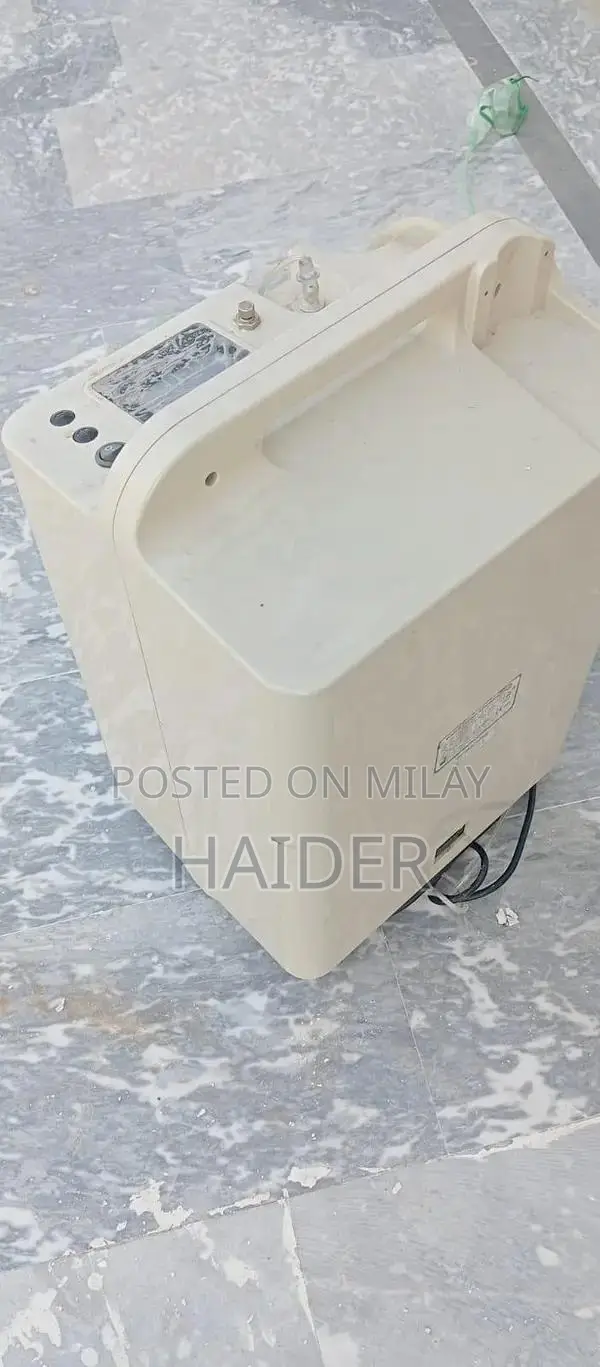 Portable Home Oxygen Concentrator, 5L Flow, Used Condition