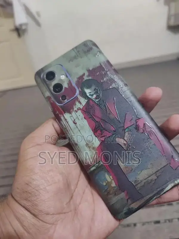 High-Performance Gaming Smartphone with Snapdragon 888