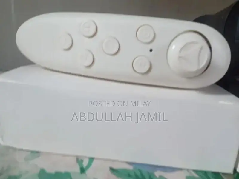 VR Shinecon SC-G06A Virtual Reality Headset with Game Controller