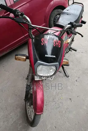 Photo - Honda CD 70 Motorcycle - Classic Commuter Bike