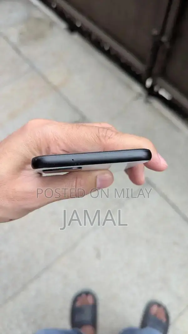 Google Pixel 4 XL Smartphone White 6GB RAM 128GB Storage