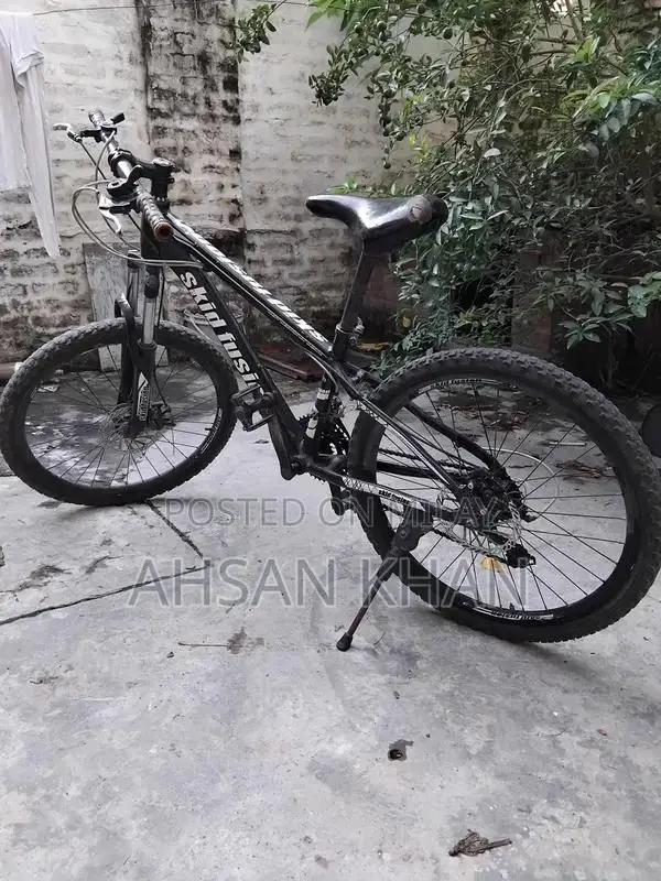 Skid Fusion Cycle - Medium-Sized Bicycle in Good Working Condition