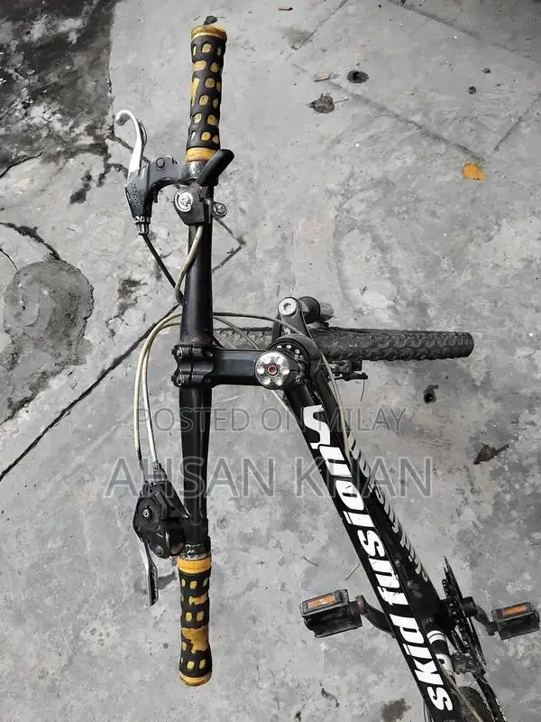 Skid Fusion Cycle - Medium-Sized Bicycle in Good Working Condition