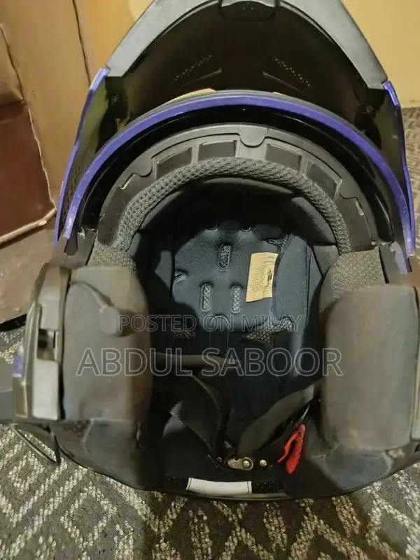 Welet WLT-169 Premium Motorcycle Helmet with Bluetooth and Sun Visor