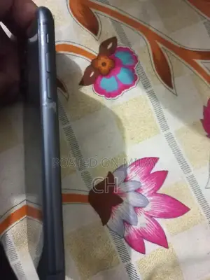 Apple iPhone 11 64GB, Excellent Condition, Fully Functional Battery