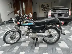Honda CD70 Motorcycle - Low Mileage, Single Owner, Well-Maintained Con