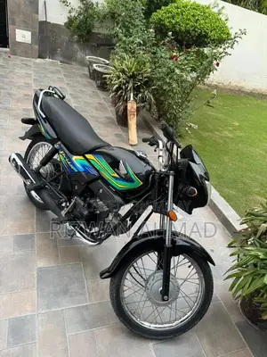 Photo - Used Bajaj Pulsar Motorcycle, 34,000 km Driven, Good Condition