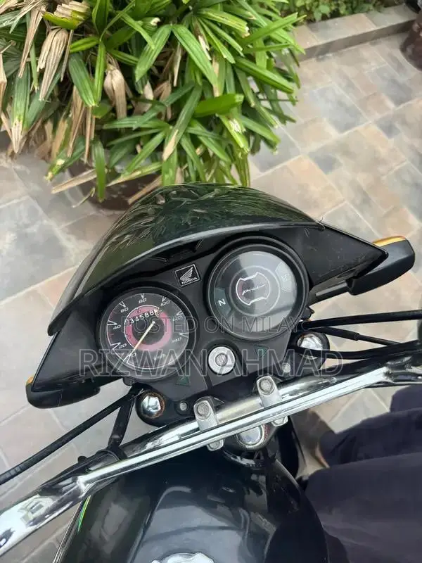Used Bajaj Pulsar Motorcycle, 34,000 km Driven, Good Condition