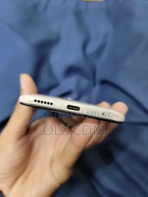 Apple iPhone 12 Pro Max 256GB Unlocked, Good Condition, Complete Box