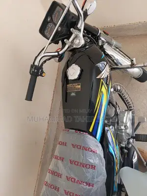 2024 Honda 125cc Motorcycle, Excellent Condition, Low Mileage