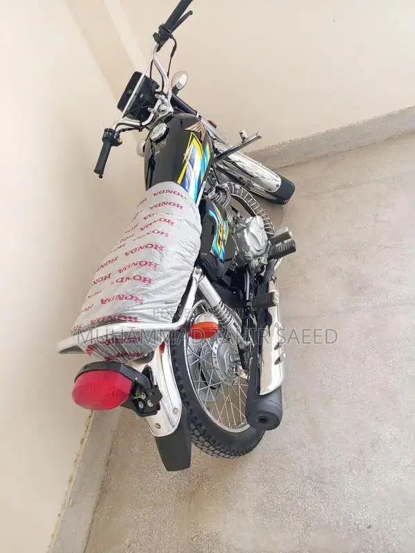 2024 Honda 125cc Motorcycle, Excellent Condition, Low Mileage