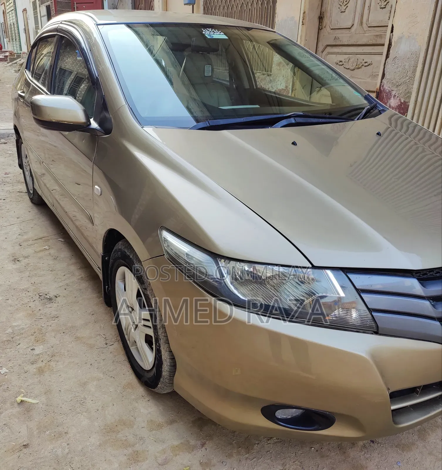 Honda City 2011 Gold