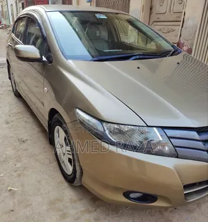 Honda City 2011 Gold