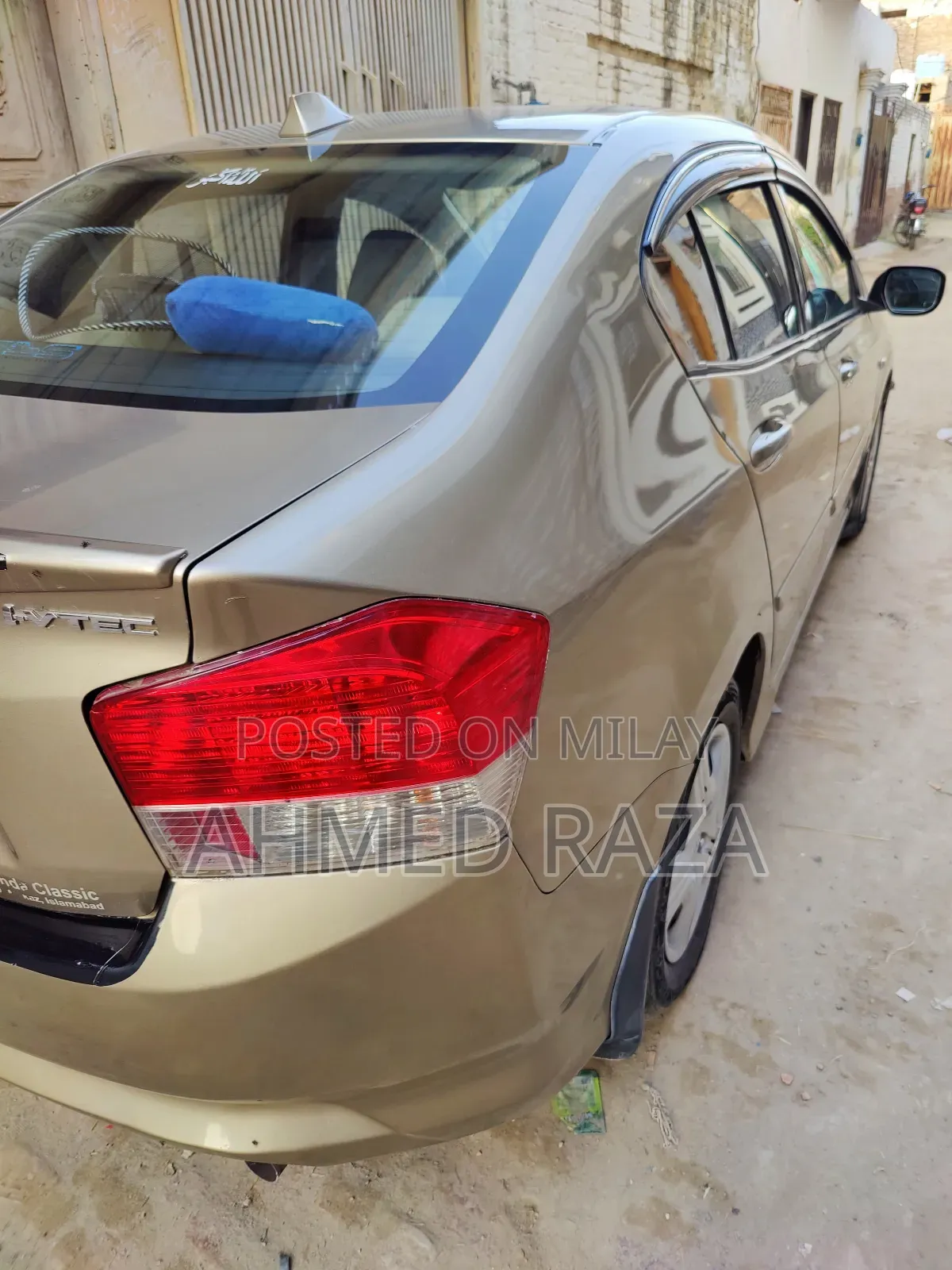 Honda City 2011 Gold