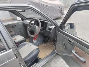 2013 Suzuki Mehran VXR: Low Mileage, Well-Maintained Hatchback with Or