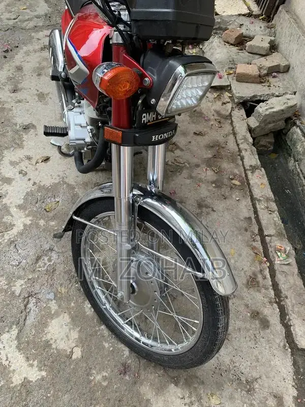 Honda CG125cc 2022 Motorcycle - Single Cylinder Commuter Bike