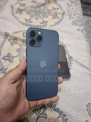 Photo - Pro Max 128GB Smartphone Excellent Condition