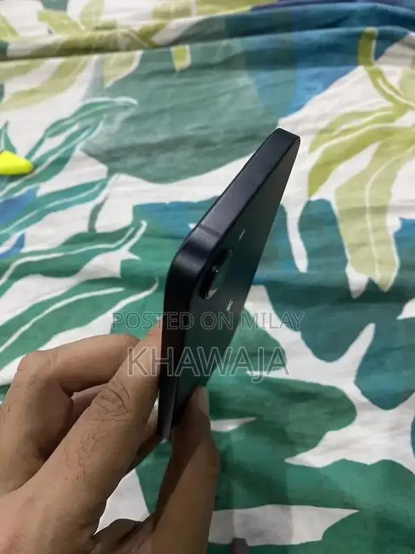 Unlocked JV Smartphone with 128GB Storage and High Battery Health