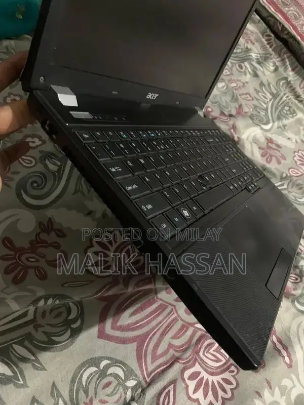 Acer Laptop - i3 2nd Gen, 4GB RAM, 120GB M.2, 256GB HDD
