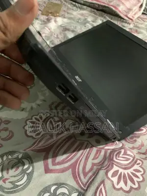 Acer Laptop - i3 2nd Gen, 4GB RAM, 120GB M.2, 256GB HDD