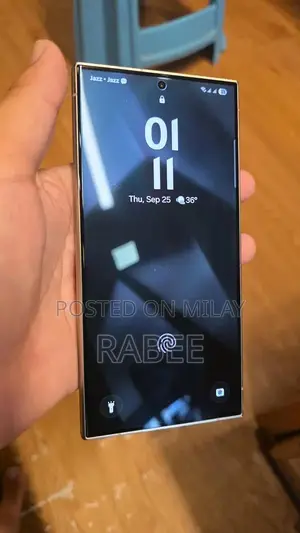 Photo - High-End Samsung Galaxy S24 Ultra Smartphone 512GB Storage