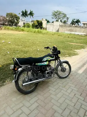 Honda CD 70 Motorcycle - Compact and Reliable Commuter Bike