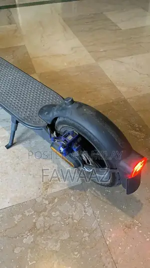 High-Performance Electric Scooter with 30 km Range