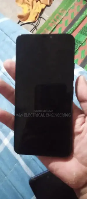 VIVO Y83 Smartphone with 6GB RAM and 128GB Storage