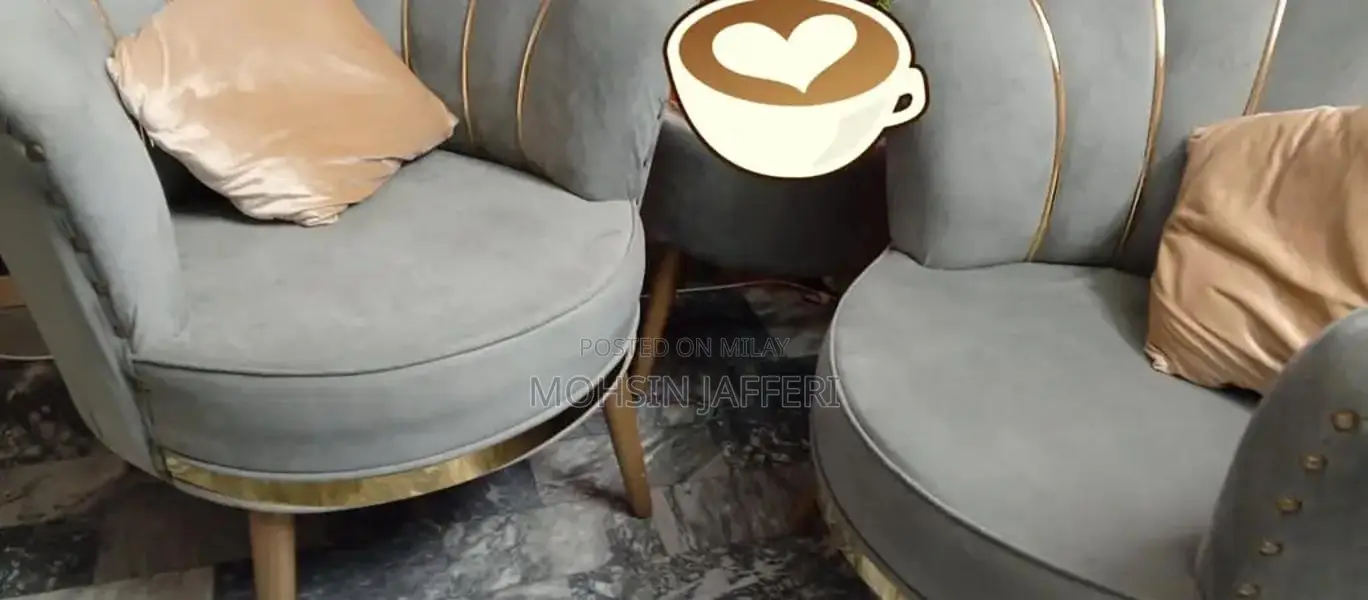 VIP Mughal Style Sofa Chairs with Round Table Set