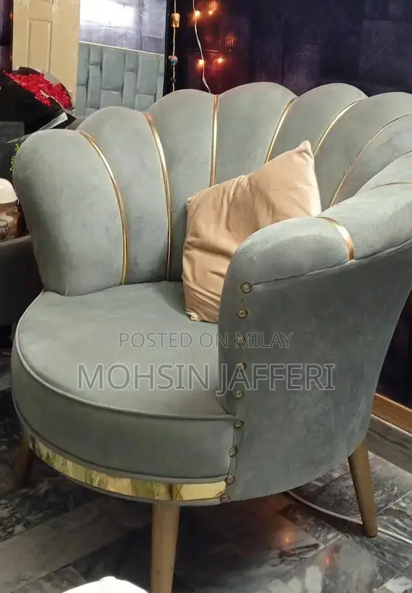 VIP Mughal Style Sofa Chairs with Round Table Set