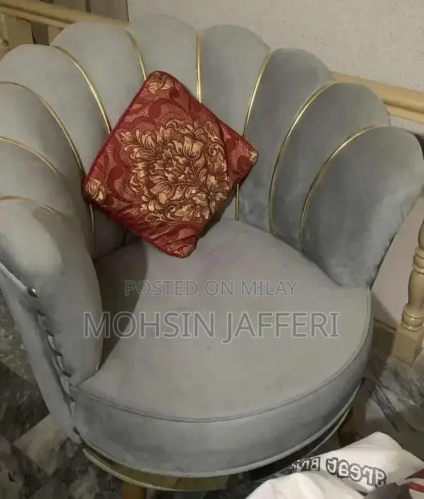 VIP Mughal Style Sofa Chairs with Round Table Set