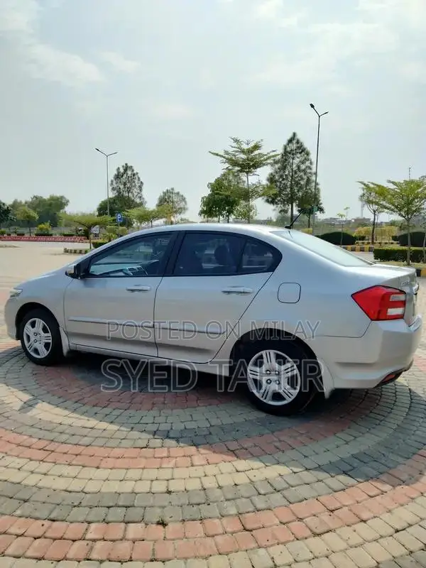 Honda City 1.3 Sedan - Android Panel, New Tyres, Family Car