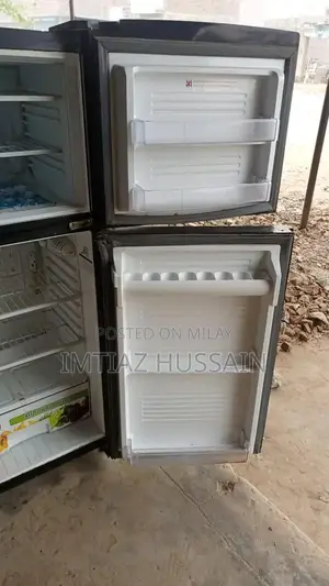 Medium Size Refrigerator - Second Hand in Good Condition