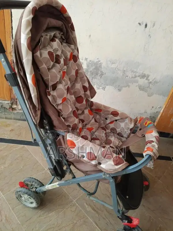 Pre-Owned Kids Stroller with Adjustable Bedding