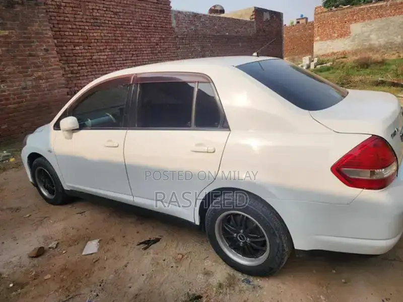 Nissan Tiida Sedan 2007 - Low Mileage Imported Vehicle