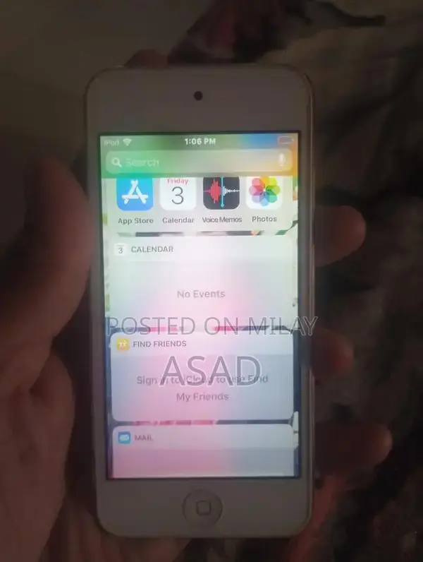 Apple iPod 32GB 6th Generation Portable Music Player