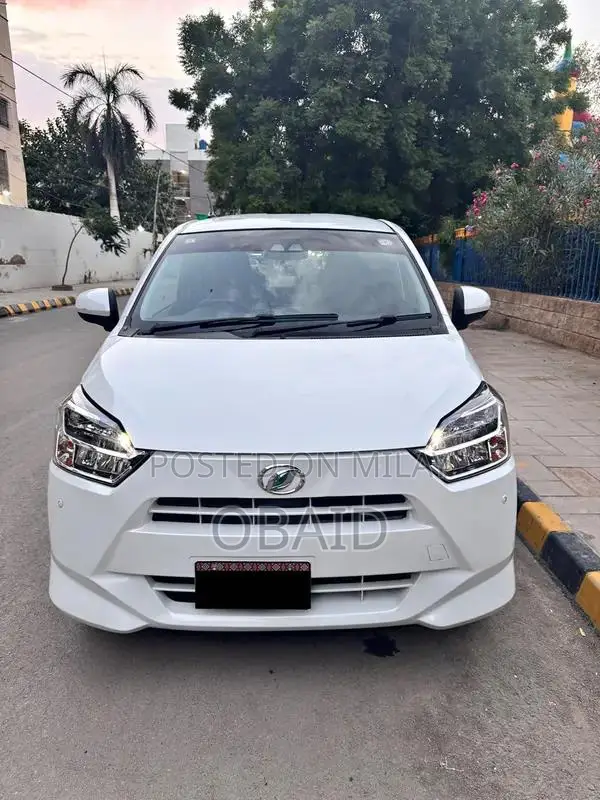 Daihatsu Mira XSA III 2021 Model - Pearl White Hatchback