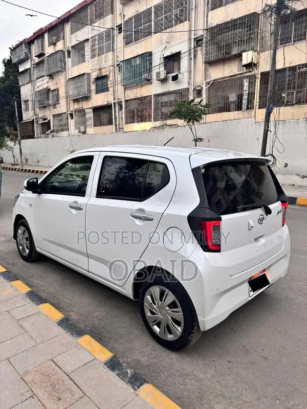 Daihatsu Mira XSA III 2021 Model - Pearl White Hatchback