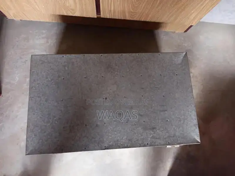 Wooden Furniture Piece for Home Decor and Bedroom