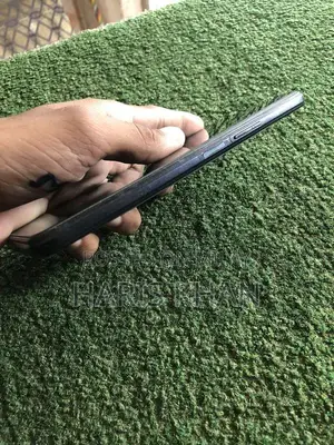 12-inch Smartphone Set in Black Color