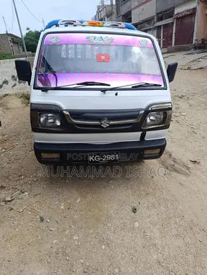 Photo - Sizuki Chamber 1983 Model Vintage Sedan