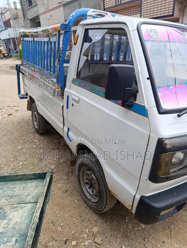 Sizuki Chamber 1983 Model Vintage Sedan