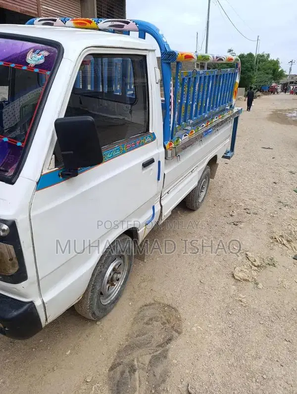 Sizuki Chamber 1983 Model Vintage Sedan