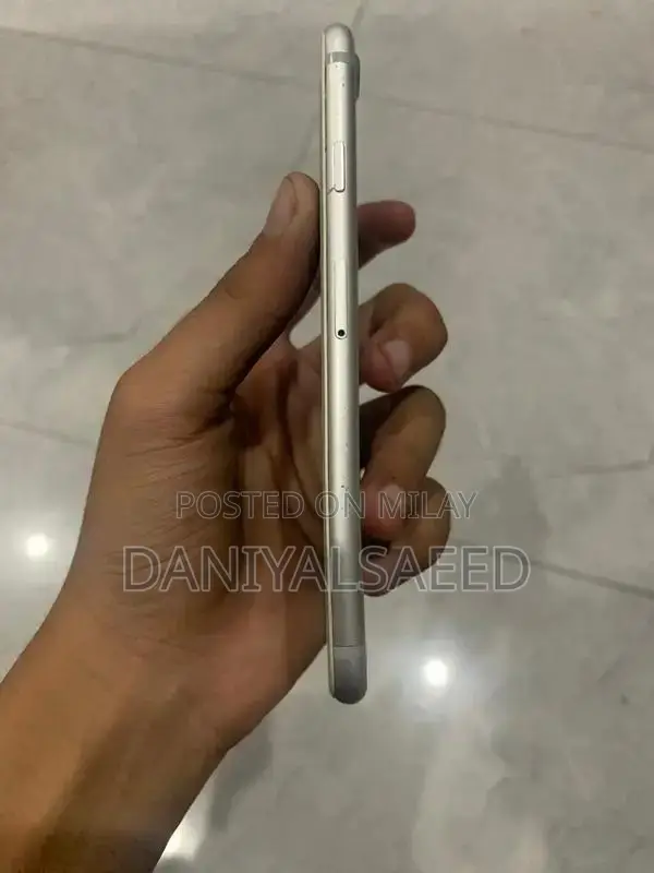 iPhone 7 Smartphone 128GB Storage Full Battery Health