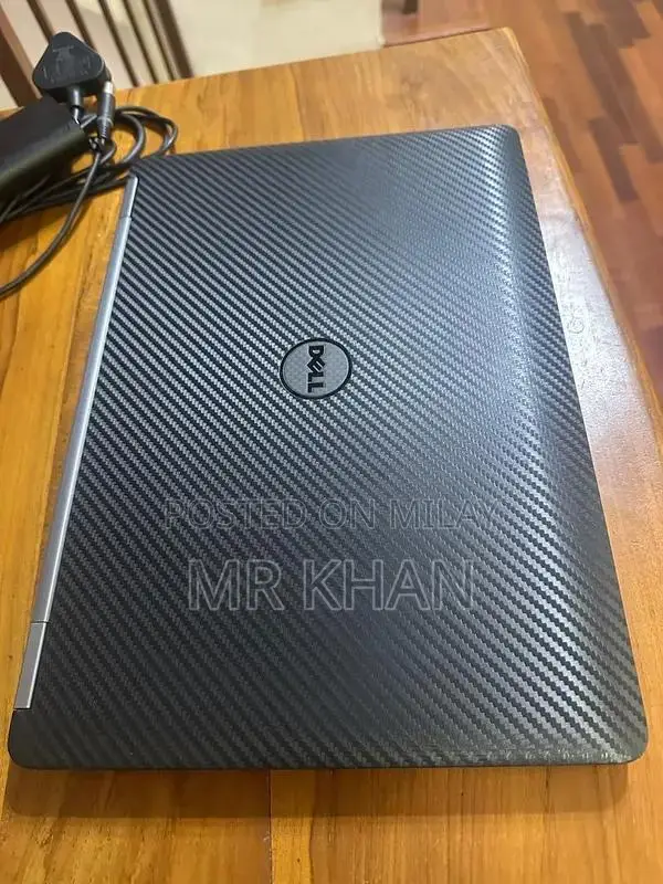 Dell Latitude E7470 Ultrabook Touch Screen Laptop