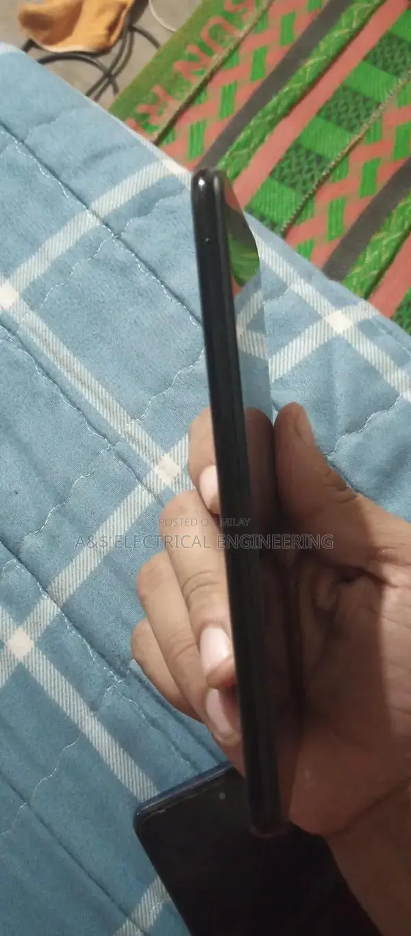 VIVO Y83 Smartphone with 6GB RAM and 128GB Storage