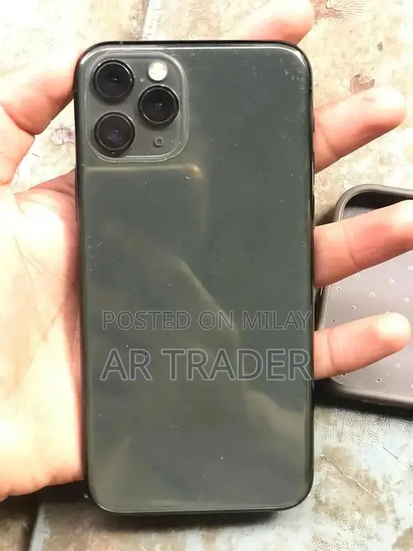 iPhone 11 Pro 64GB Dual SIM Smartphone